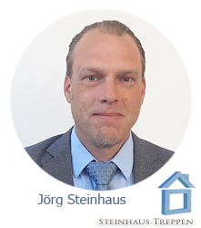 Herr Steinhaus gibt pers. Beratung