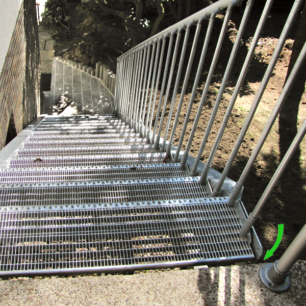 Position Treppenstufe oben Anbau